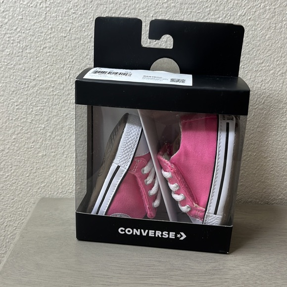 Converse Chuck Taylor All Star Cribster
Canvas Crib Shoe - Picture 6 of 9